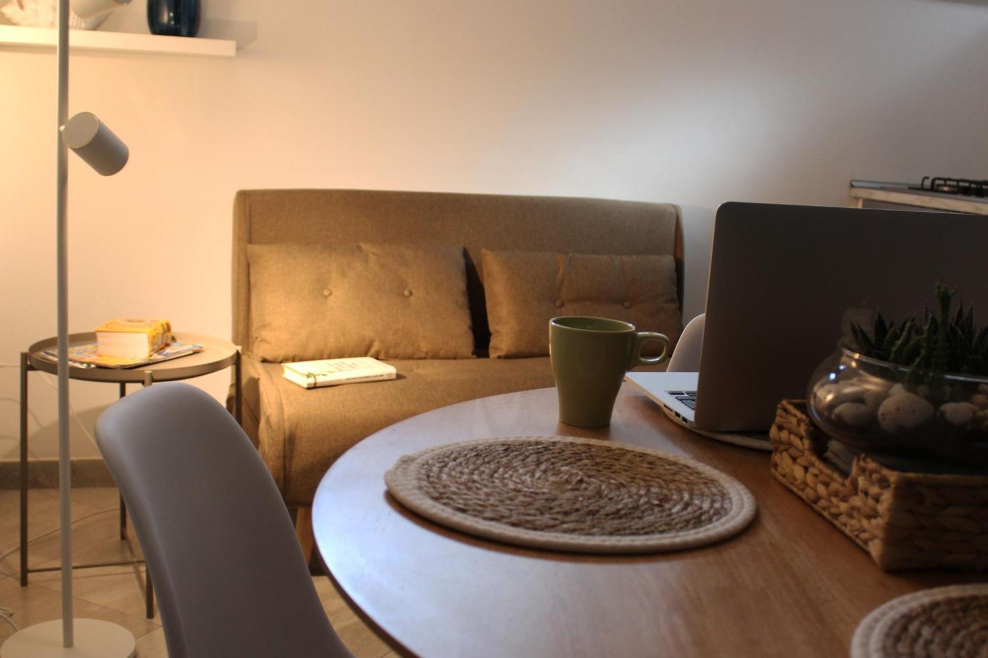 Apartment Living *